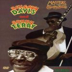 Rev. Gary Davis & Sonny Terry: Masters of the Country Blues / Yazoo  DVD-501